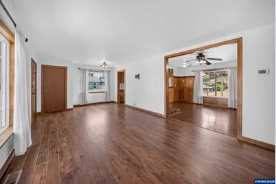 340 N 3rd St, Jefferson, OR 97352 - Photo 21