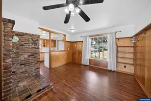 340 N 3rd St, Jefferson, OR 97352 - Photo 29