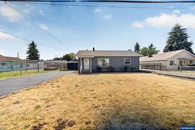 340 N 3rd St, Jefferson, OR 97352 - Photo 5
