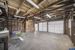 340 N 3rd St, Jefferson, OR 97352 - Photo 15