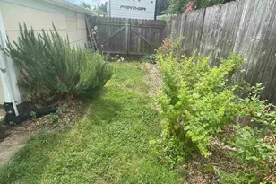 914 4th Ave, Sweet Home, OR 97386 - Photo 13
