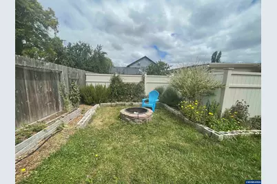 914 4th Av, Sweet Home, OR 97386 - Photo 11