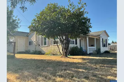 914 4th Av, Sweet Home, OR 97386 - Photo 3