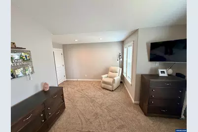 4889 Whitewater St NE, Salem, OR 97305 - Photo 19