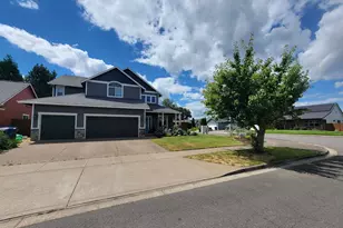 4889 Whitewater St NE, Salem, OR 97305 - Photo 1
