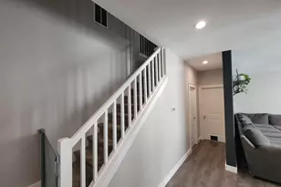 4889 Whitewater St NE, Salem, OR 97305 - Photo 11