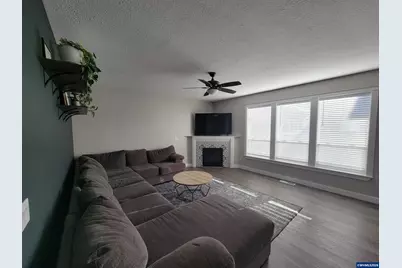4889 Whitewater St NE, Salem, OR 97305 - Photo 13