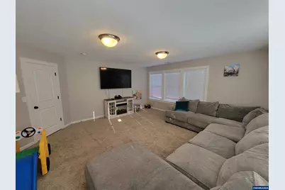 4889 Whitewater St NE, Salem, OR 97305 - Photo 33
