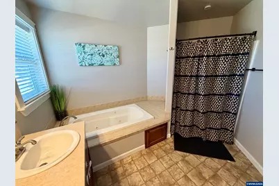 4889 Whitewater St NE, Salem, OR 97305 - Photo 21
