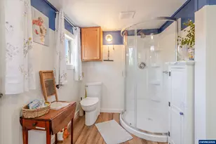 362 E Washington Ave, Brownsville, OR 97327 - Photo 29