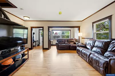 3045 NW Johnson Av, Corvallis, OR 97330 - Photo 5