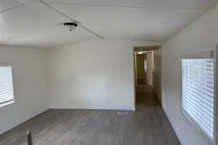 2031 Kennedy Cir NE, Keizer, OR 97303 - Photo 5