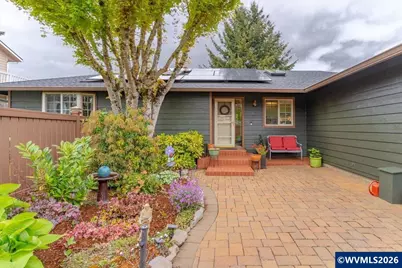 5240 Chapman St S, Salem, OR 97306 - Photo 3