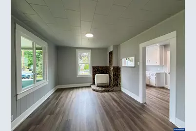 475 NE Alder St, Mill City, OR 97360 - Photo 5