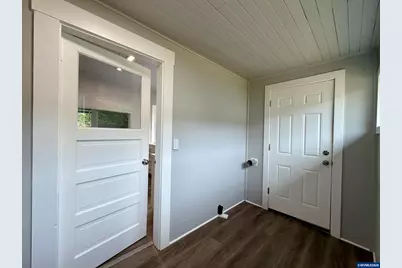 475 NE Alder St, Mill City, OR 97360 - Photo 19
