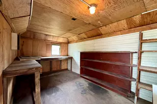 475 NE Alder St, Mill City, OR 97360 - Photo 21
