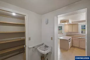 1290 Riggs Hill Rd, Sweet Home, OR 97345 - Photo 27