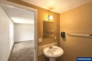 1290 Riggs Hill Rd, Sweet Home, OR 97345 - Photo 17