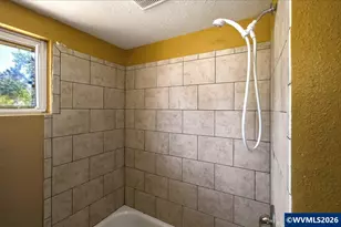 1290 Riggs Hill Rd, Sweet Home, OR 97345 - Photo 23