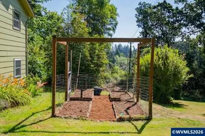 733 Laurel Pl NW, Albany, OR 97321 - Photo 49