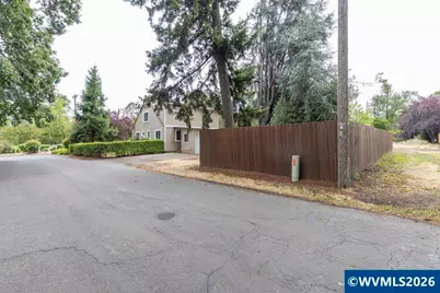 1810 Lee St SE, Salem, OR 97302 - Photo 33