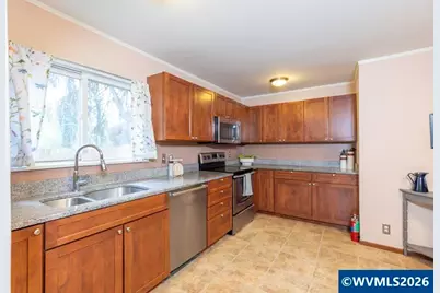 1810 Lee St SE, Salem, OR 97302 - Photo 7
