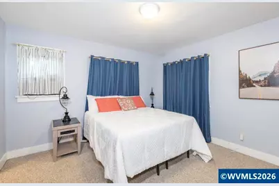 1810 Lee St SE, Salem, OR 97302 - Photo 13