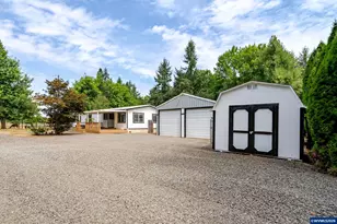 25697 Brush Creek Rd, Sweet Home, OR 97386 - Photo 45