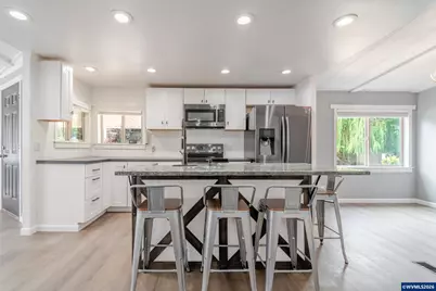 25697 Brush Creek Rd, Sweet Home, OR 97386 - Photo 11