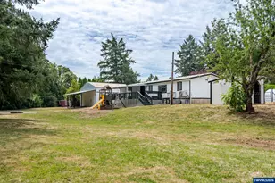 25697 Brush Creek Rd, Sweet Home, OR 97386 - Photo 23