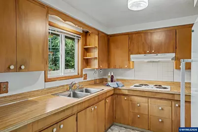 4182 Barrett St S, Salem, OR 97302 - Photo 13