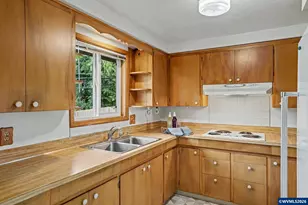 4182 Barrett St S, Salem, OR 97302 - Photo 13