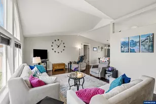 1730 Park Terrace NW, Albany, OR 97321 - Photo 5