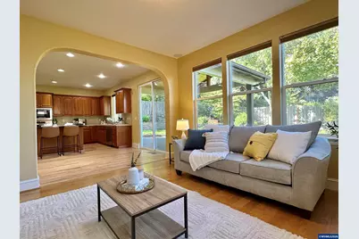 3327 NW Foxtail St, Corvallis, OR 97330 - Photo 5