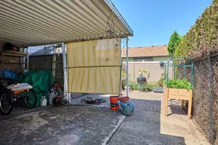 2093 Astor Way, Woodburn, OR 97071 - Photo 35