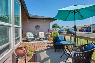 2093 Astor Way, Woodburn, OR 97071 - Photo 7