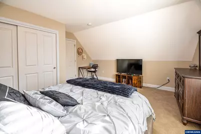 38 Denmark Lp, Silverton, OR 97381 - Photo 33