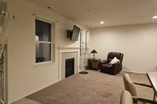 1363 Jefferson St, Independence, OR 97351 - Photo 11