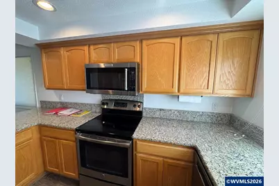 1889 Lexington Cir SE, Salem, OR 97306 - Photo 15
