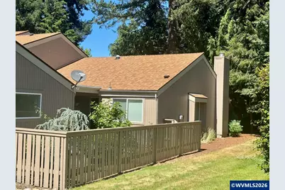 1889 Lexington Cir SE, Salem, OR 97306 - Photo 5