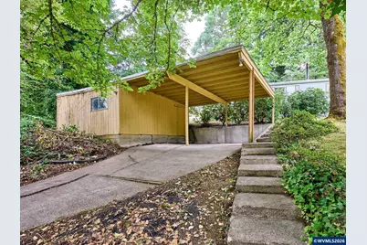 22069 Eric Dr NE, Aurora, OR 97002 - Photo 17