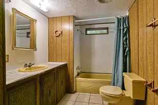 22069 Erica Dr NE, Aurora, OR 97002 - Photo 11