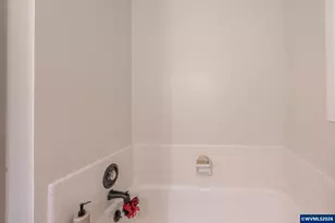 5545 Val View Dr, Turner, OR 97392 - Photo 23