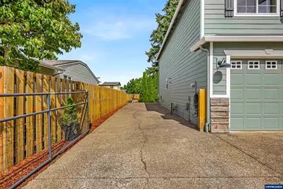 5252 9th Ct SE, Salem, OR 97306 - Photo 3