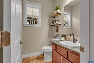 5252 9th Ct SE, Salem, OR 97306 - Photo 9
