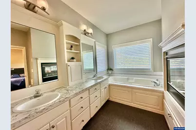 4364 NW Honeysuckle Dr, Corvallis, OR 97330 - Photo 15