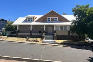 213 Cedar St, Klamath Falls, OR 97601 - Photo 1