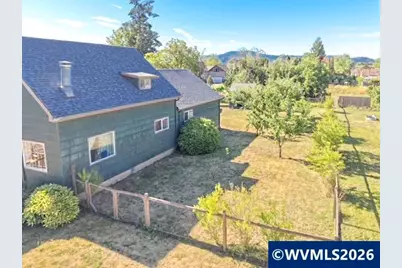 320 E Blakely Av, Brownsville, OR 97327 - Photo 41