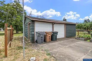 320 E Blakely Ave, Brownsville, OR 97327 - Photo 39