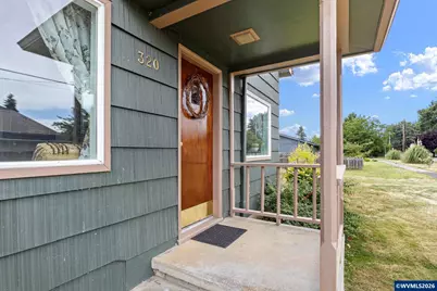 320 E Blakely Av, Brownsville, OR 97327 - Photo 3